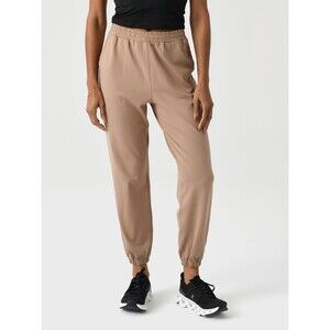 Vuori Boyfriend Joggers Women's Size XL Goldenrod Heather Tan Sweatpants